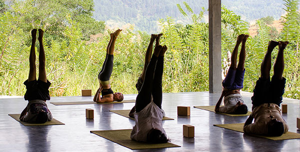 santani yoga class
