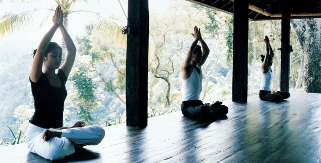 Como Shambhala yoga, Bali