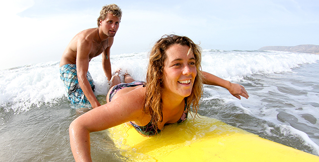 Paradis Plage surfing