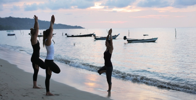 Samahita beach yoga