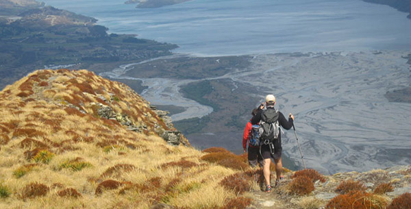 hiking Acro Ha New Zealand