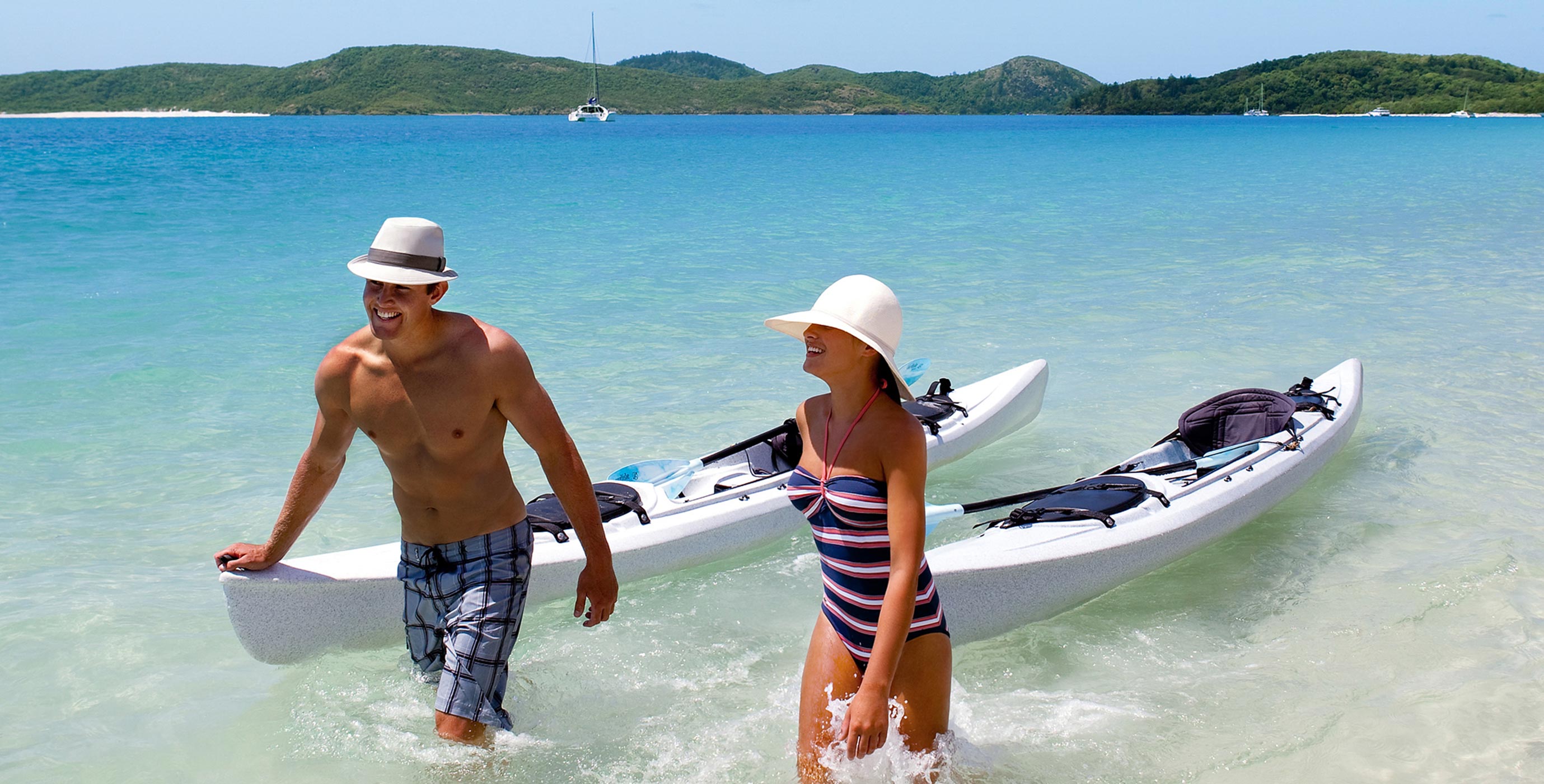 couple kayaking in australia