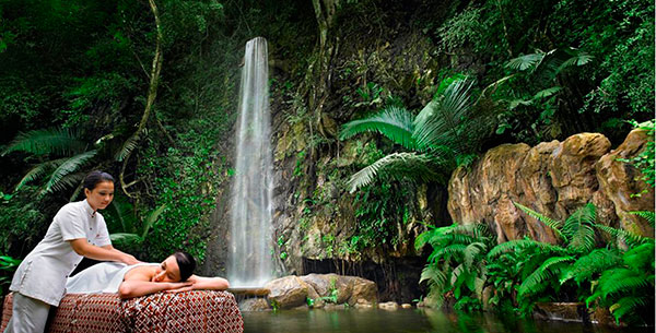 Relaxing and detoxifying massage treatment at The Banjaran Hot Springs Retreat