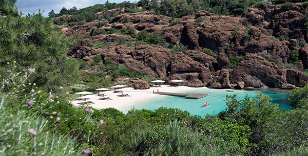 beach and kayak