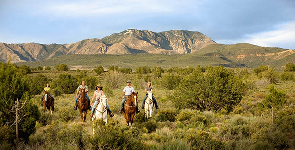 horesriding at red mountain