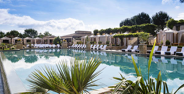 Terre blanche swimming pool