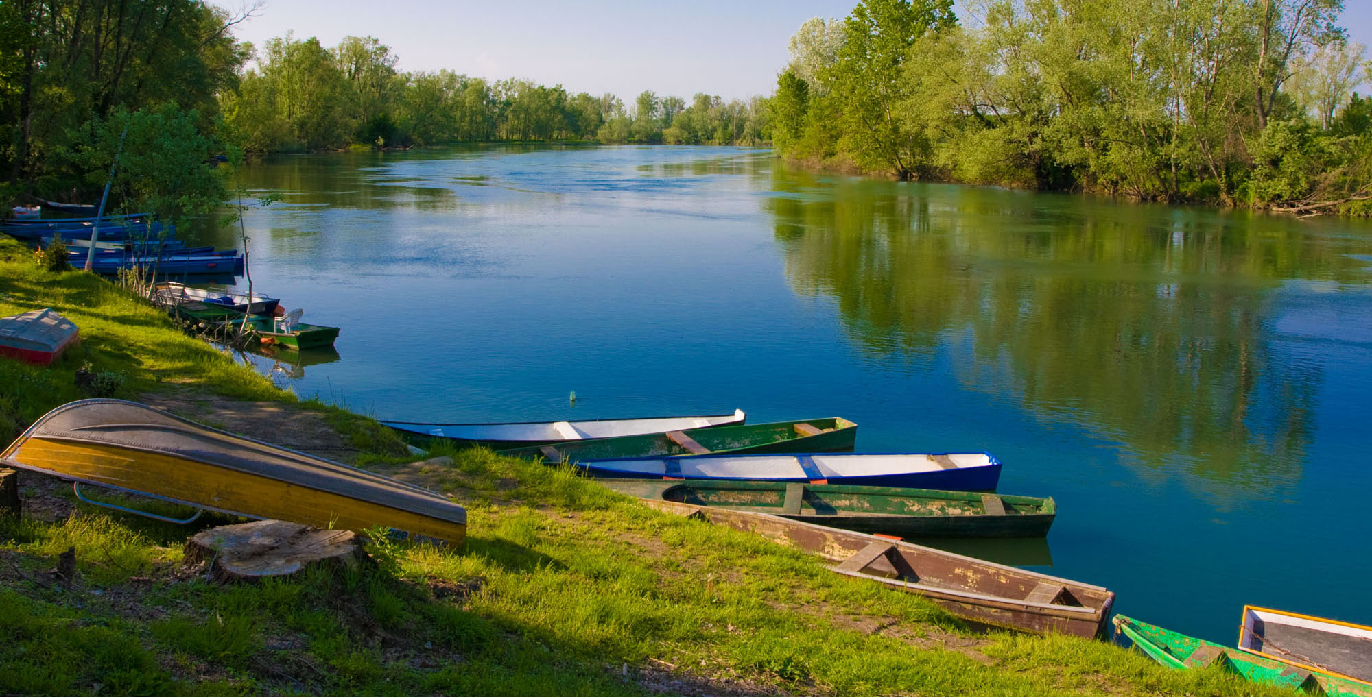 Ti Sana Lake