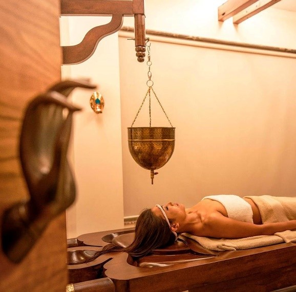 Shirodhara treatment at the spa at Atmantan Wellness Resort