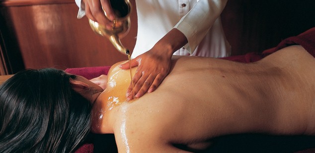 Ayurveda Treatment - Pizhichil