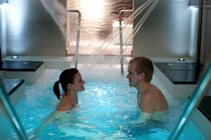 Lifehouse Spa hydrotherapy pool