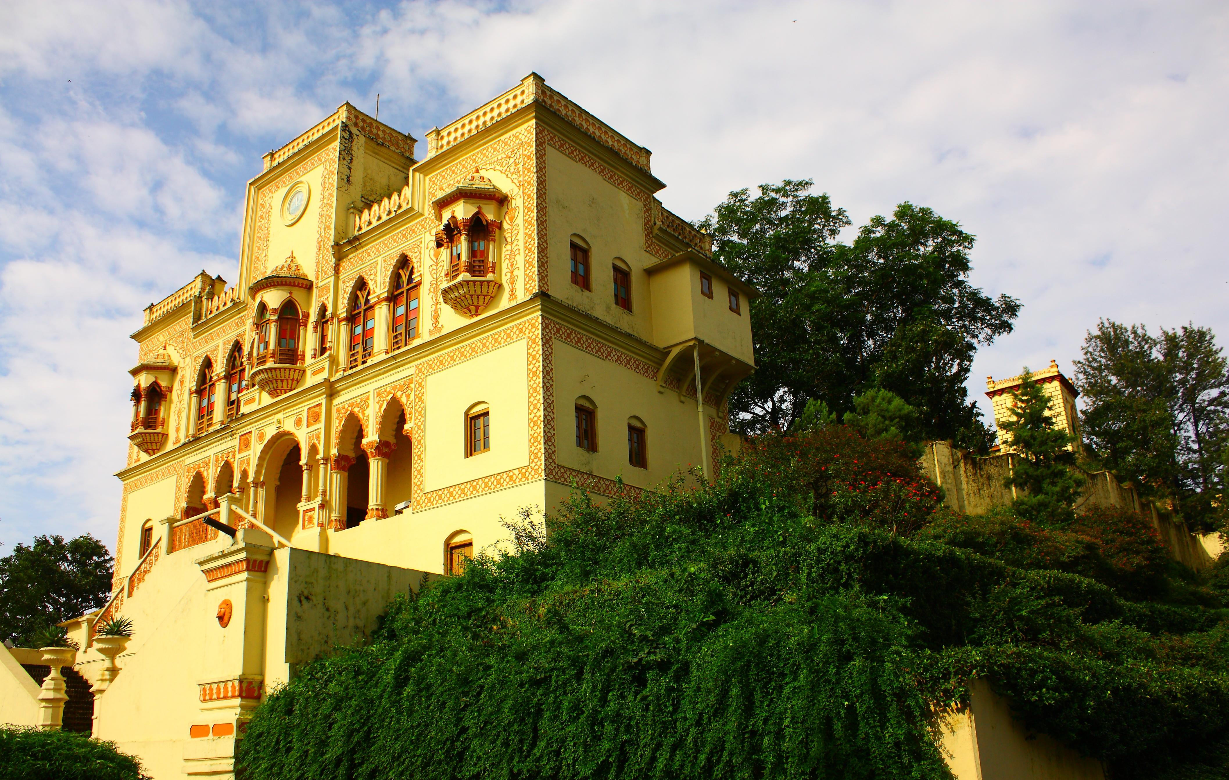 Ananda in the Himalayas exterior building shot