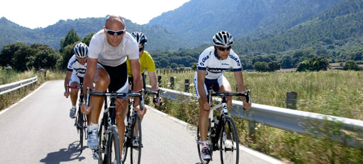 Indoor vs. Outdoor Cycling: The Benefits