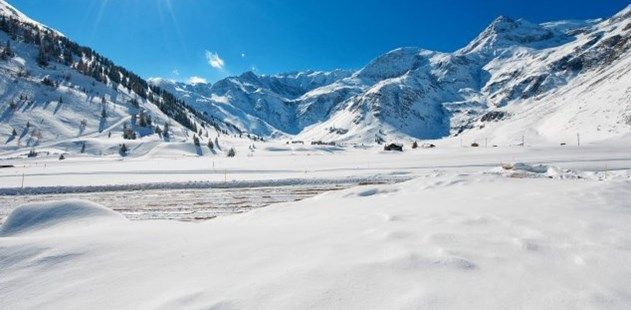 10 Winter Wellness Holidays Blog Header