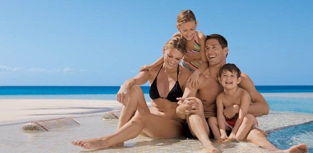 Luxury Now Sapphire Family Beach Blog Header