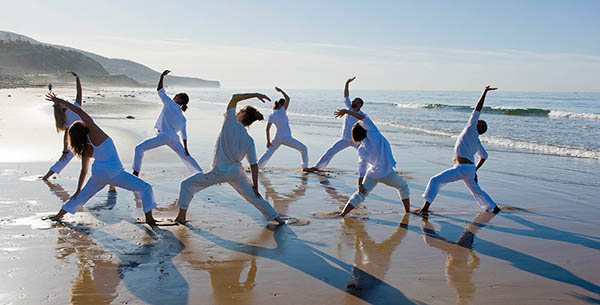 Paradis Plage beach yoga