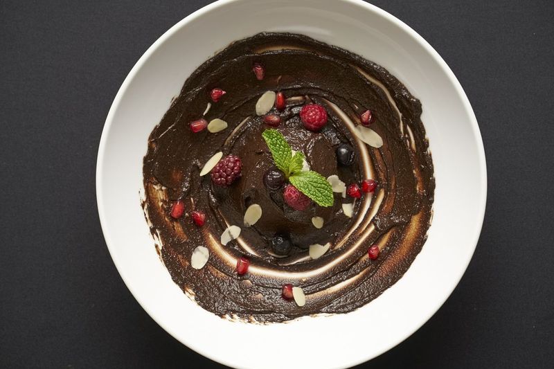 Chiva som Raw chocolate superfood