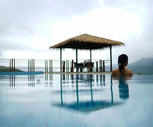 atmantan infinity pool