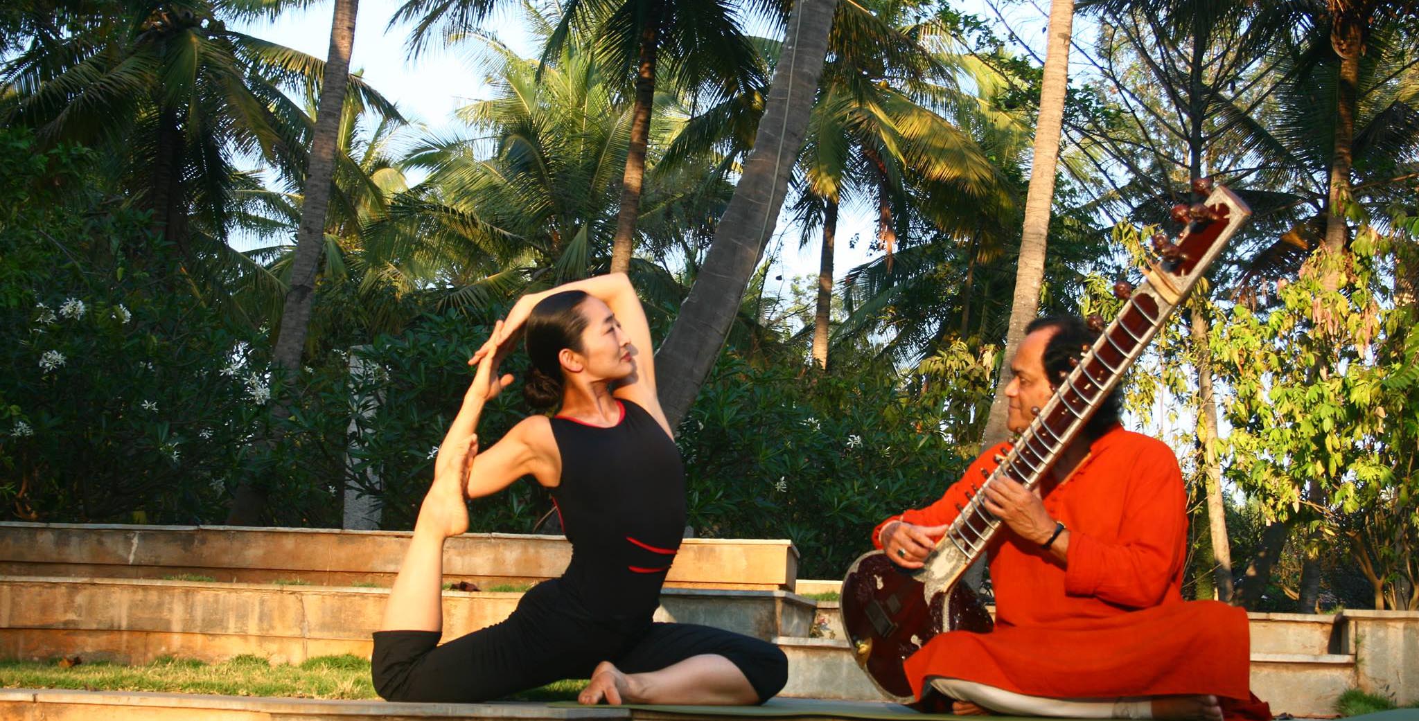 Shreyas-silent-retreat-meditation