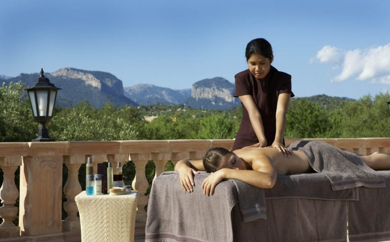 10 Of the Most Amazing Places to have a Spa Treatment