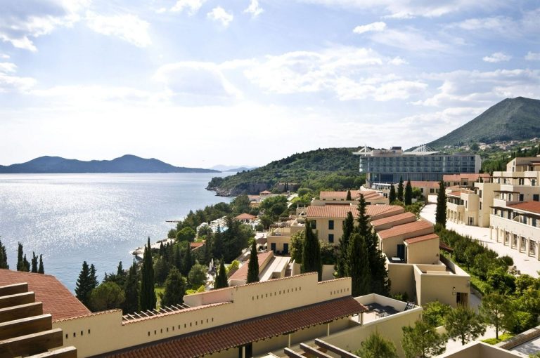 10 Short-haul Breaks for the Savvy Single Traveller