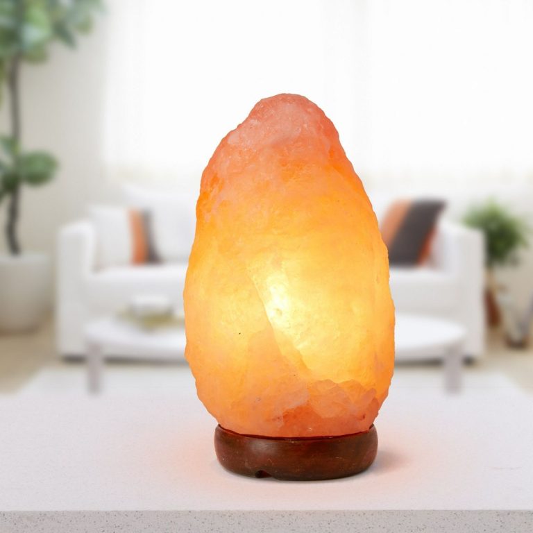 The Benefits of Himalayan Salt Lamps During Yoga