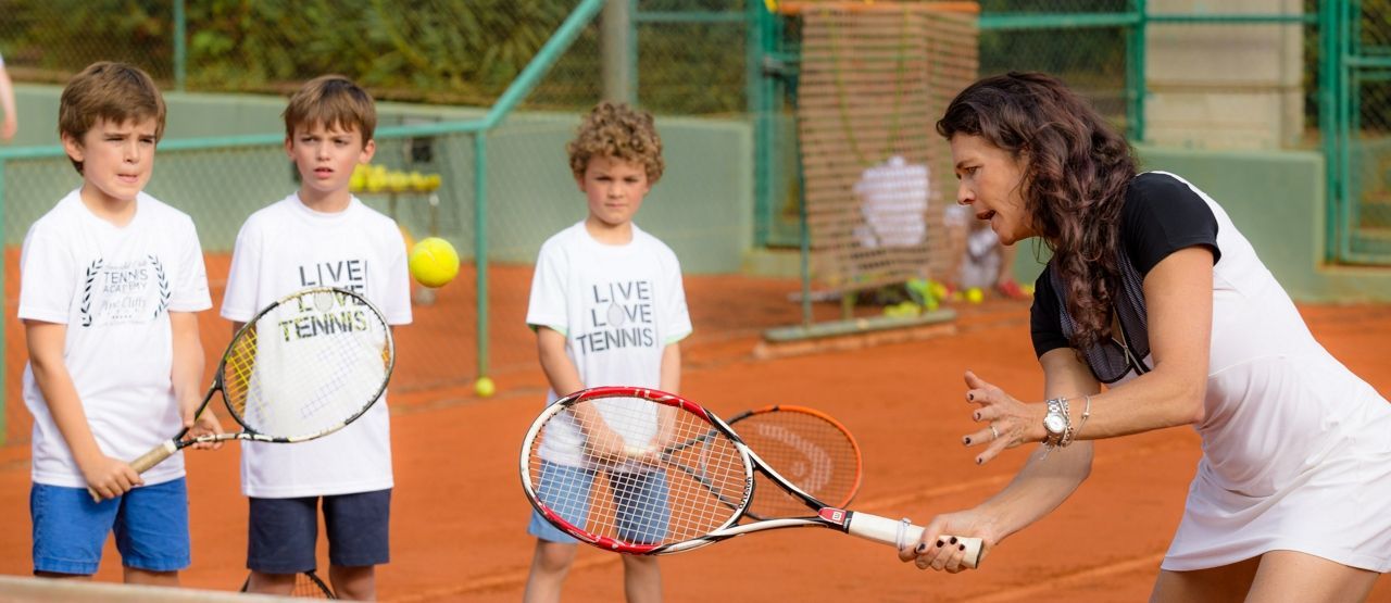 Learn tennis on holiday in Portugal at Pine Cliffs