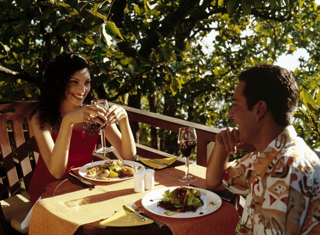 Dream Winter Wellness Destinations for Healthy Couples