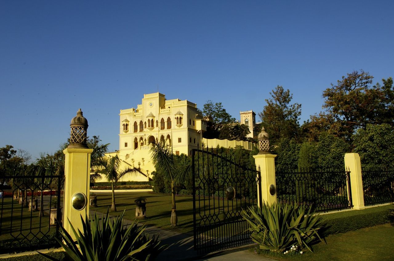 Exterior of Ananda in the Himalayas from the gate