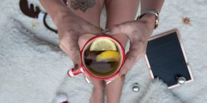 5 Ways To Keep Your Gut Healthy When Travelling with Naturopath & Clinical Nutritionist – Michaela Sparrow