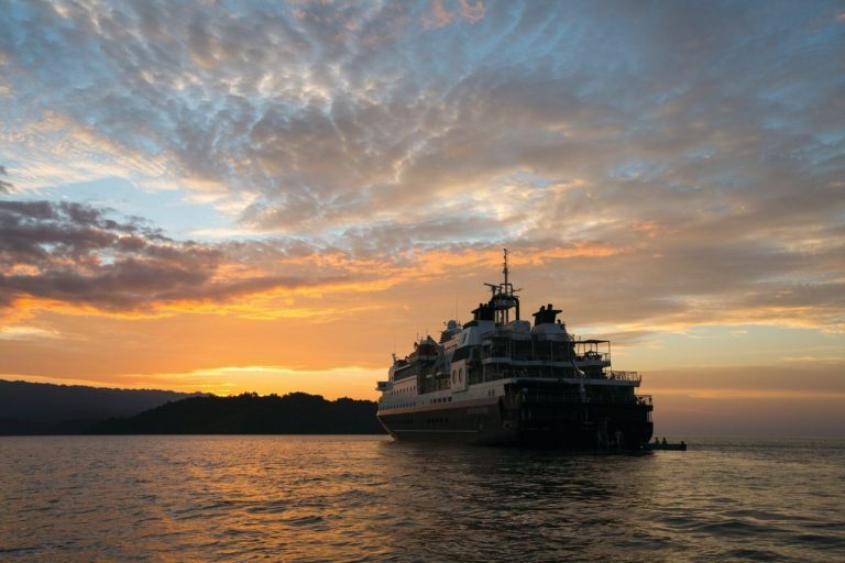 Essential Tips for Staying Healthy on a Cruise