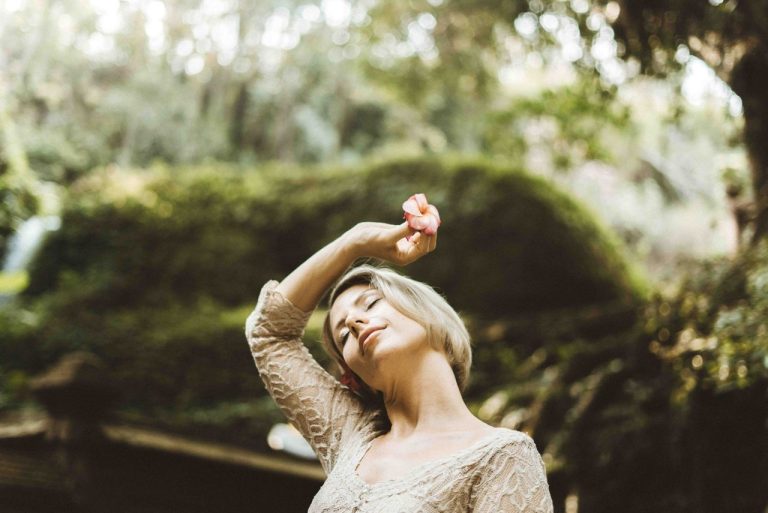 How to Manage Mental Health During Self Isolation with Vlada Inlight, Founder of Bliss Body Retreat