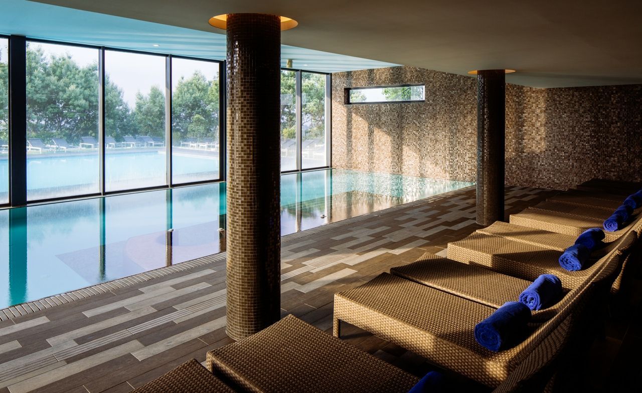 Indoor pool area at Monchique