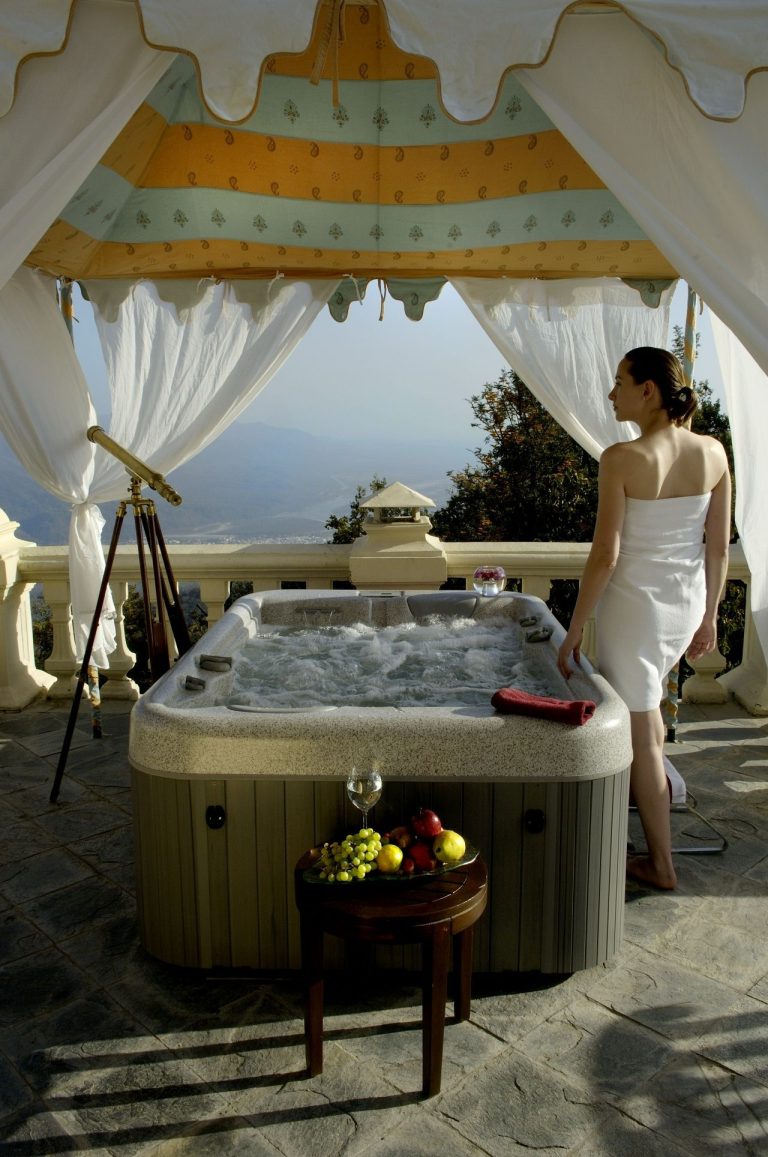 Chronic Pain Management at Ananda in the Himalayas