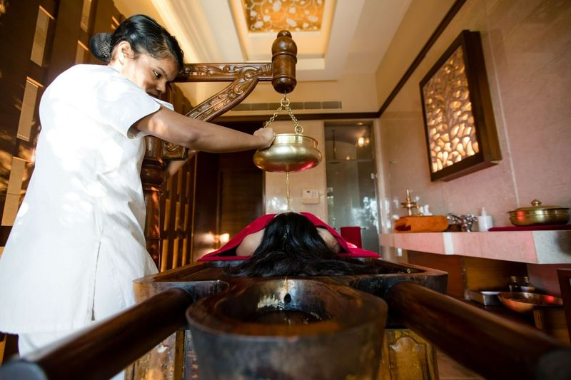 shirodhara treatment at Ananda in the Himalayas