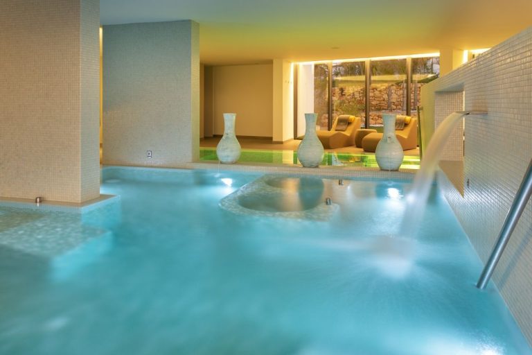 Yoga Retreat with Yoga Coaches Matt Huy & Saz Newman at Longevity Health & Wellness Hotel