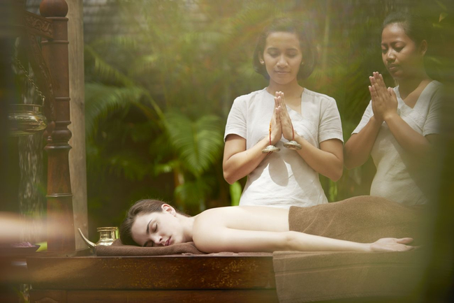 Meditation at Shanti Maurice