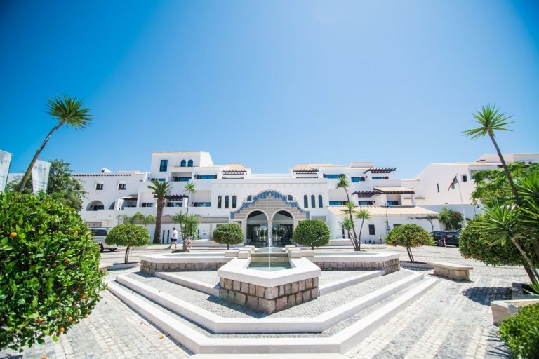 Pine Cliffs, a Luxury Collection Resort