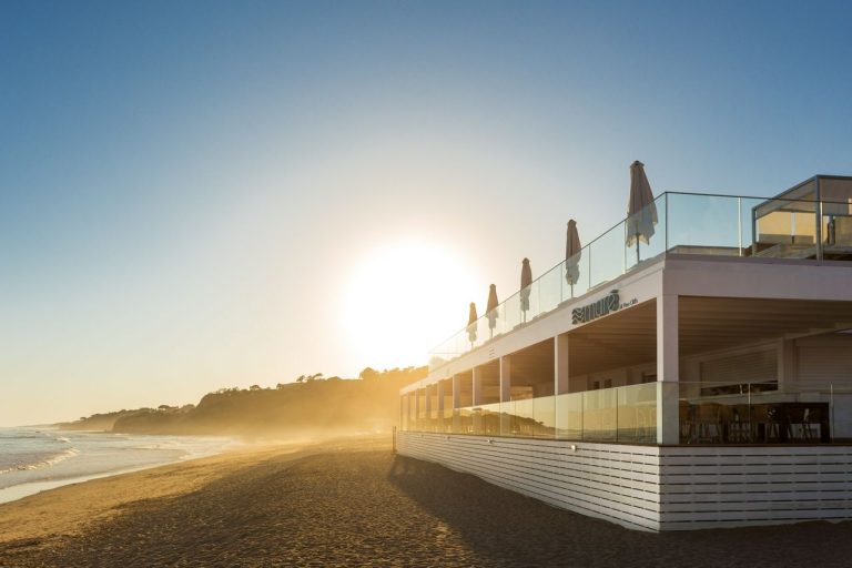 Pine Cliffs, a Luxury Collection Resort