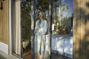 Immersive Wellness Experiences for Solo Travel